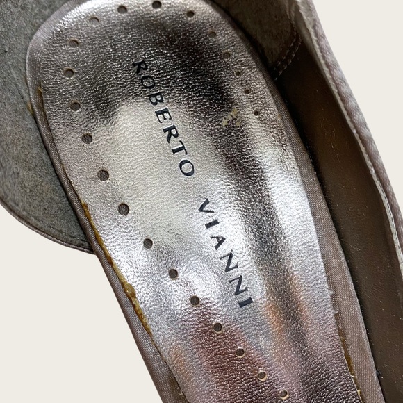 Roberto Vianni for Neiman Marcus (Size 8) Metallic Sheen Glitter Open-Toe Heels - Picture 7 of 12